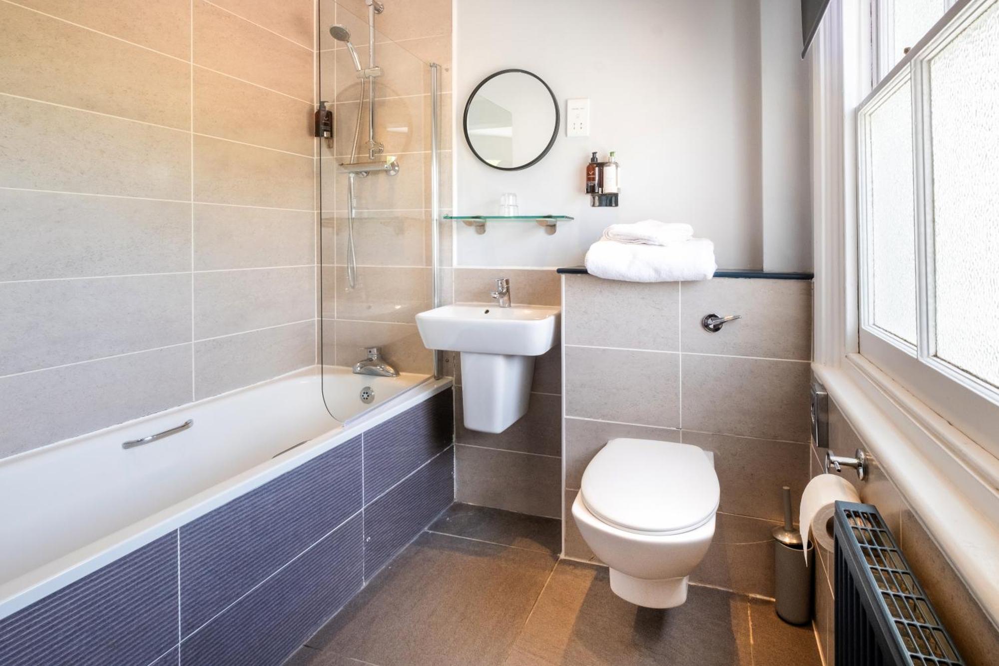 Hotel The Coach House Suffolk Lowestoft Esterno foto