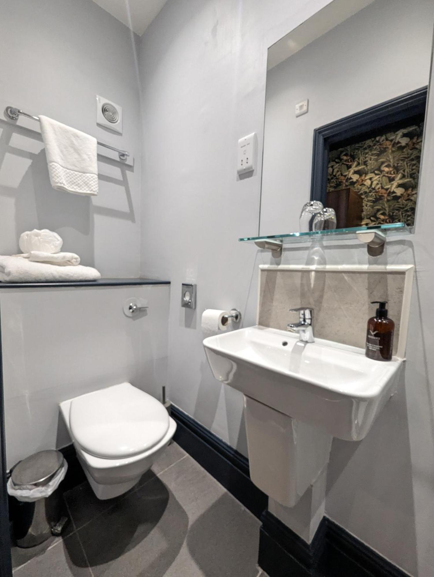 Hotel The Coach House Suffolk Lowestoft Esterno foto